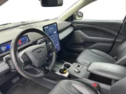 Ford Mustang Mach-E Extended RWD 98 kWh 294pk | 95,5% SOH | WLTP 610km rijbereik | Stoel- stuur en voorruitverwarming | Panorama dak | Elektrische stoelen | Technologypack +