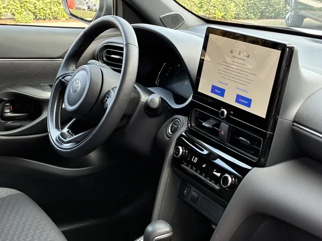 Toyota Yaris Cross 1.5 Hybr 130 Dynamic Comfort Pack | Stoelverw. | PDC V+A | Adapt. Cruise