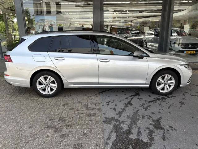Volkswagen Golf Variant TSI 110pk Life Business
