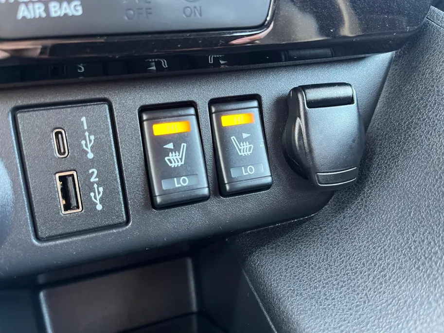 Nissan Leaf Tekna 40 kWh | 360 graden camera | Stoelverwarming | Climate Control | Bose audio
