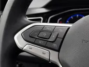 Volkswagen Taigo 1.0 TSI 110pk DSG Style · Camera · Apple/Android Car Play · P-Sensoren · IQ.Light · Stoelverwarming · 17'' Inch ·
