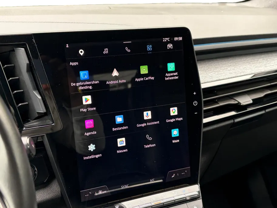 Renault Austral 1.2 E-Tech full hybrid 200 techno Renault Austral 1.2 E-Tech Hybrid 200 Techno