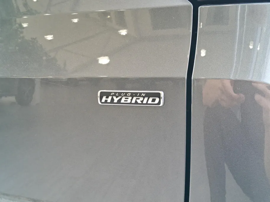 Ford Tourneo Connect Titanium 1.5 PHEV 7 persoons
