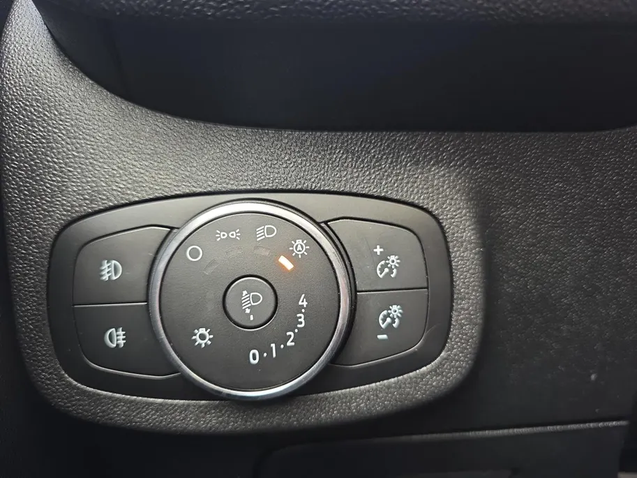 Ford Fiesta 1.0 EcoBoost Titanium | Panoramadak | B&O Sound | Winter Pack | Achteruitrijcamera | 12 maanden garantie! |
