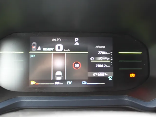 Dacia Duster Hybrid 140 Journey | Winter Pack | Around Viewmonitor | Apple CarPlay & Android Auto | DEMO VRAAG NAAR DE BESCHIKBAARHEID