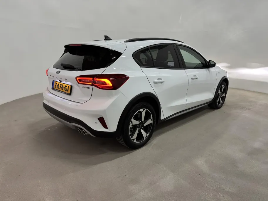Ford Focus 1.0 EcoBoost Hybrid Active 125 PK | Automaat | Winterpack | Apple Carplay - Android Auto |  Full LED | Keyless Entry & Start |