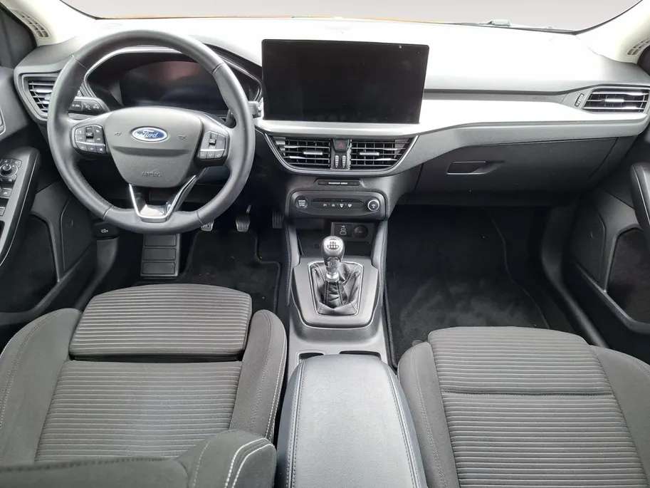 Ford Focus Wagon 1.0 EcoBoost Hybrid Titanium X | NL-auto | 1e Eigenaar | Winterpack | Driver Assistancepack | El. Trekhaak | Adaptieve Cruise Control | BLIS | El. Achterklep | Camera | B&O | AGR Bestuurdersstoel |