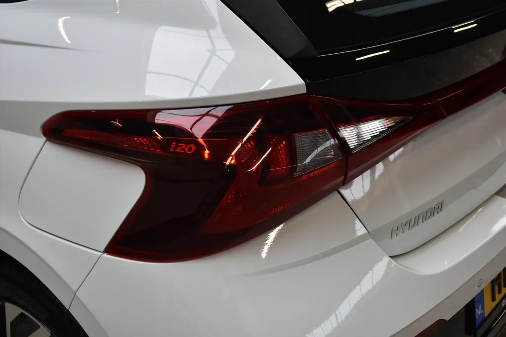 Hyundai i20 1.0 T-GDI 48V MHEV 100pk Comfort