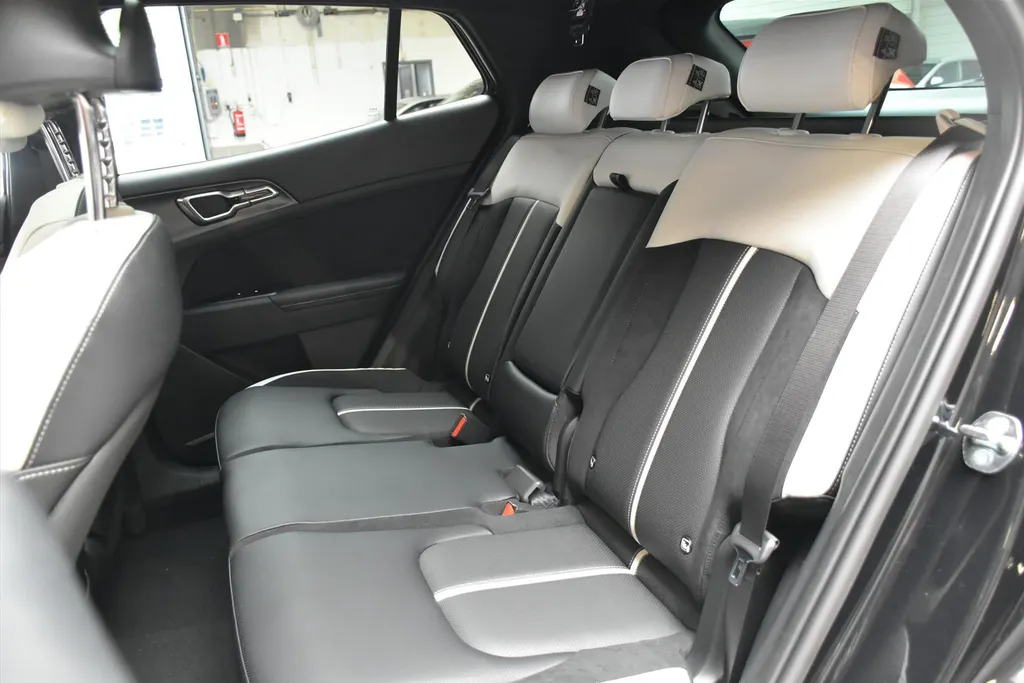 Kia Sportage 1.6 T-GDi 239pk Hybrid AT6 GT-PlusLine NIEUW - SNEL LEVERBAAR