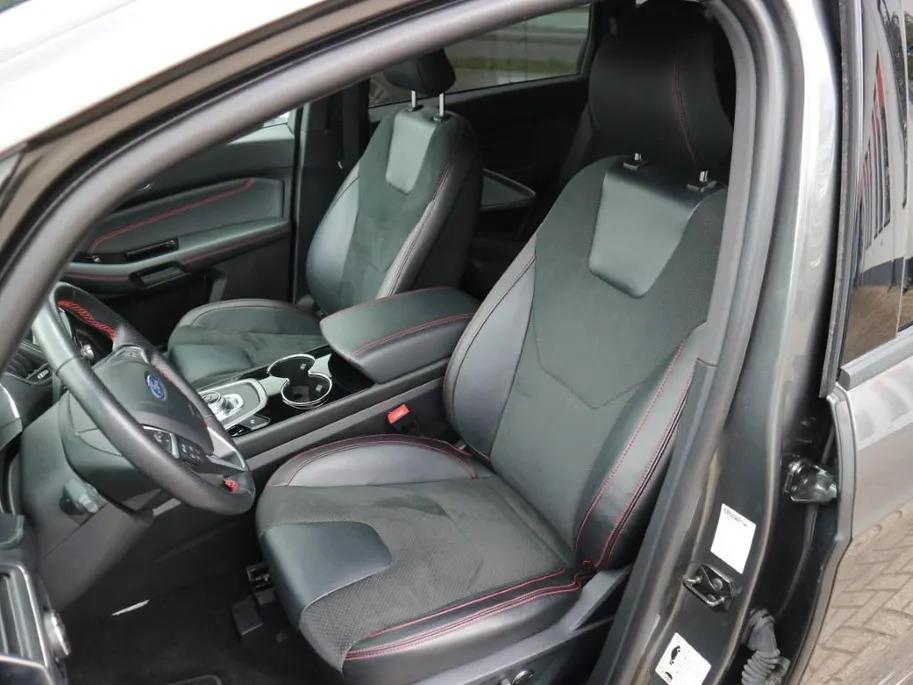 Ford S-Max ST-Line 2.5i Hybrid 190pk 7 Persoons | Elektrisch Verwarmde & Verstelbare Stoelen met Memory Functie | Camera |