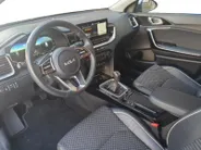 Kia Ceed Sportswagon 1.0T DynamicPlusLine DEMO | Direct beschikbaar | Stoel en stuurverwarming | Dodehoekdetectie | Getinte ramen achter | Elektrische achterklep | Keyless met startknop | Parkeersensoren voor en achter |
