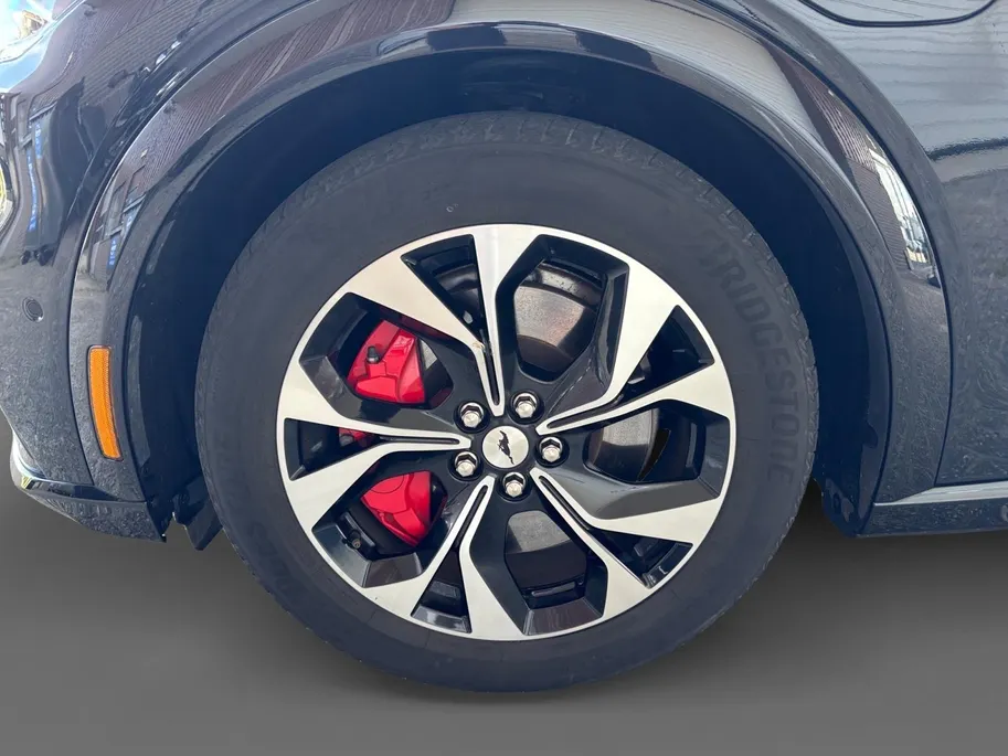Ford Mustang Mach-E Premium AWD | Memory stoelen | Stoel en Stuurverwarming | B&O audio | Elektr. Achterklep | 360 camera
