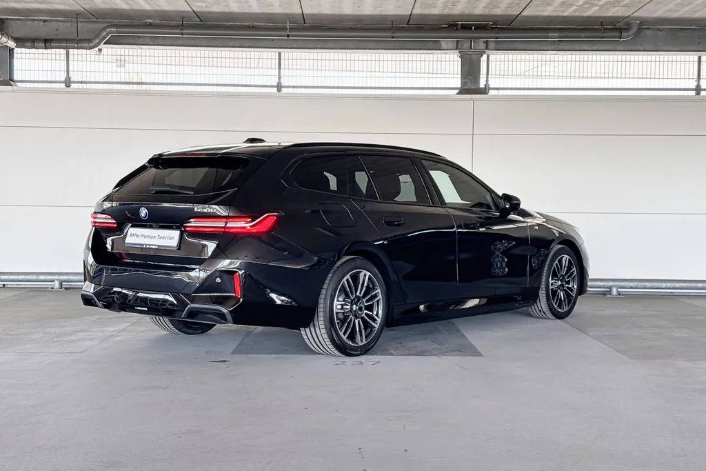 BMW 5 Serie Touring 530e M Sport Edition