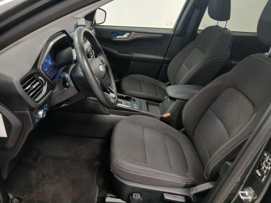 Ford Kuga 2.5 PHEV Titanium | Trekhaak Elektrisch | Adap. Cruise | Winter Pack | Elektrische achterklep |