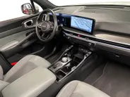 Kia Sorento 1.6 T-GDi Plug-in Hybrid 4WD DynamicPlusLine 7p | Apple Carplay / Android Auto | Navigatiesysteem | Licht + Regensensor | Stoel + Stuurverwarming | Elektrisch Verstelbare Bestuurdersstoel | Elektrisch Bedienbaar Schuif / Kanteldak | Elektrisch bedienbare 