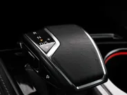 Volkswagen Touareg 3.0 TSi 462pk DSG eHybrid 4MOTION R · SOH 96.9% · Panoramadak · 360 Camera · Luchtvering · Wegklapbare Trekhaak · Stoelventilatie · Elek. Voorstoelen · 21'' Inch ·