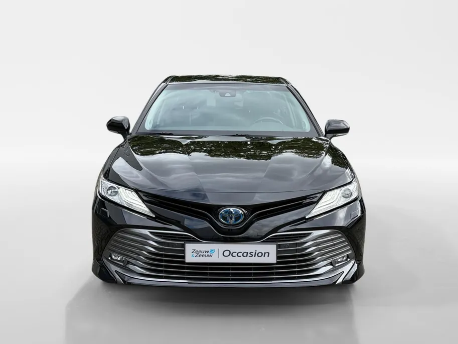 Toyota Camry 2.5 Hybrid Premium LM VELGEN | LEDER | STOELVERWARMING | CRUISE | NAVI | APPLE CARPLAY EN ANDROID