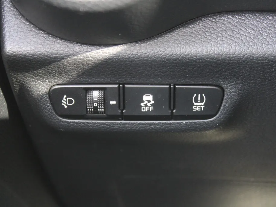 Kia Picanto 1.0 DPI GT-Line | Schuid-/kanteldak | Stuur-/stoelverwarming | Navi | Clima | Cruise | Camera | Leer | 16' LM | LED | Keyless |