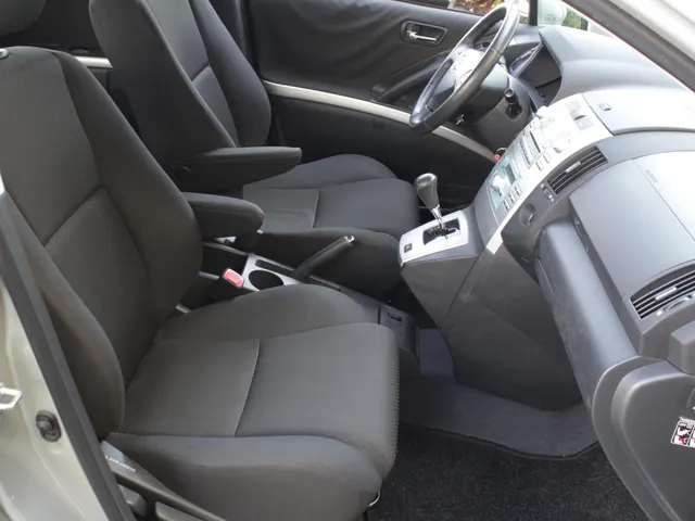 Toyota Corolla Verso 1.8 VVT-i Terra 7p. | Automaat | Park sens V+A