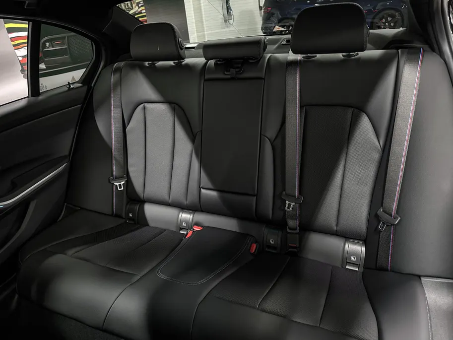BMW 3 Serie Sedan 330e