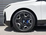 BMW iX xDrive40 Business Edition Plus 77 kWh