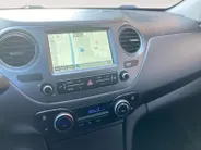 Hyundai i10 1.0i Premium | Stoel- stuurverwarming | Navi | PDC
