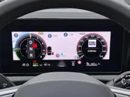 Volkswagen Tiguan 1.5 272pk DSG eHybrid R-Line Edition · Panoramadak · Wegklapbare Trekhaak · Head-Up · Apple/Android Car Play · IQ.Light · 20'' Inch · Garantie t/m 22-04-2030 of 100.000km