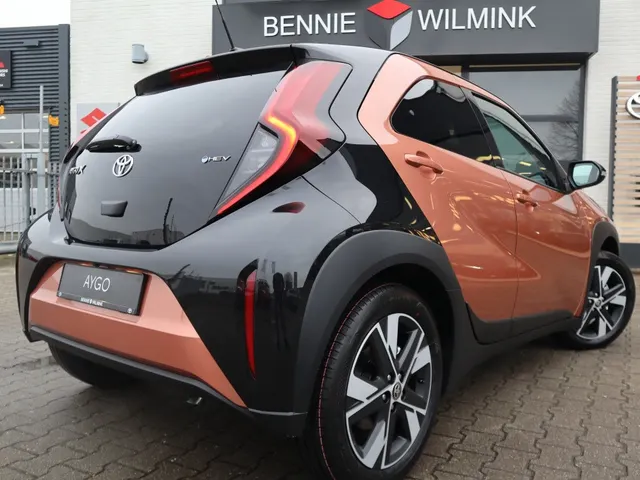 Toyota Aygo X Hybrid 115 pulse | V+A Parkeersensoren