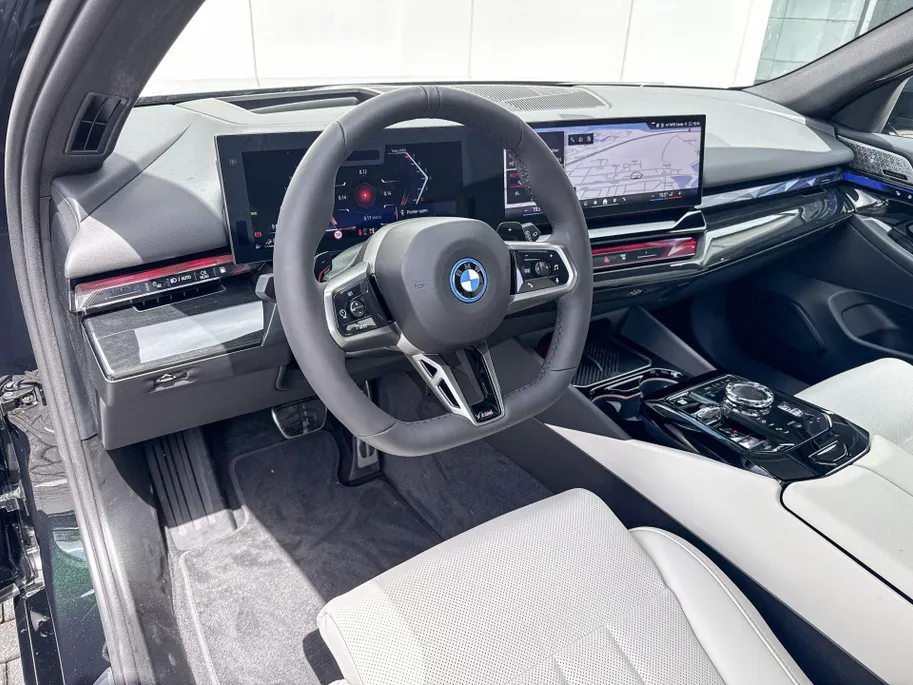 BMW 5 Serie Touring 530e xDrive