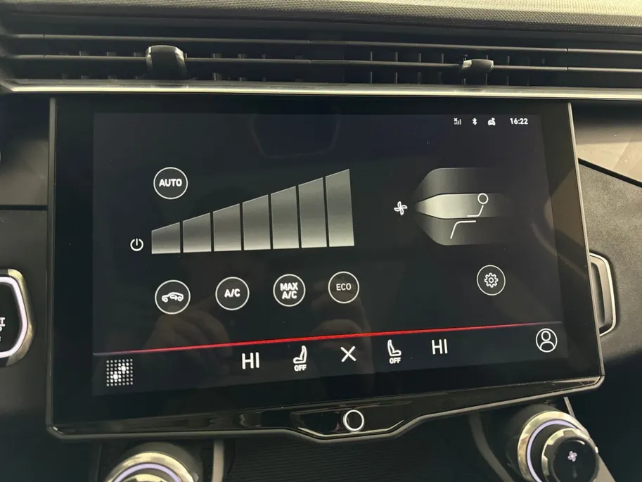 Lynk & Co 01 1.5 PHEV | 262 PK | Panoramadak | Navigatie
