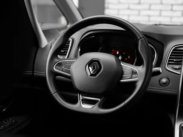 Renault Grand Scénic 1.3 TCe Techno 7p. | 7-persoons | navigatie | all season banden