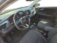 Kia Stonic 1.0 T-GDi MHEV DynamicLine | Cruise Control Adaptief | Achteruitrijcamera | Apple Carplay& Android Auto | LM Velgen | rijstrooksensor met correctie | Fabrieksgarantie t/m 15-02-2031 | Alseason Banden |