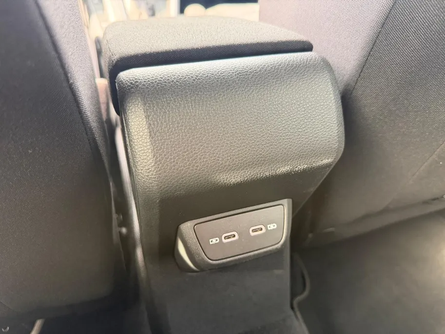 Volkswagen Taigo 1.0 TSi DSG7-autom. R Line | Automaat | Camera | Climate Control | Apple Carplay/Android Auto | Keyless | Sportstoelen | R-line