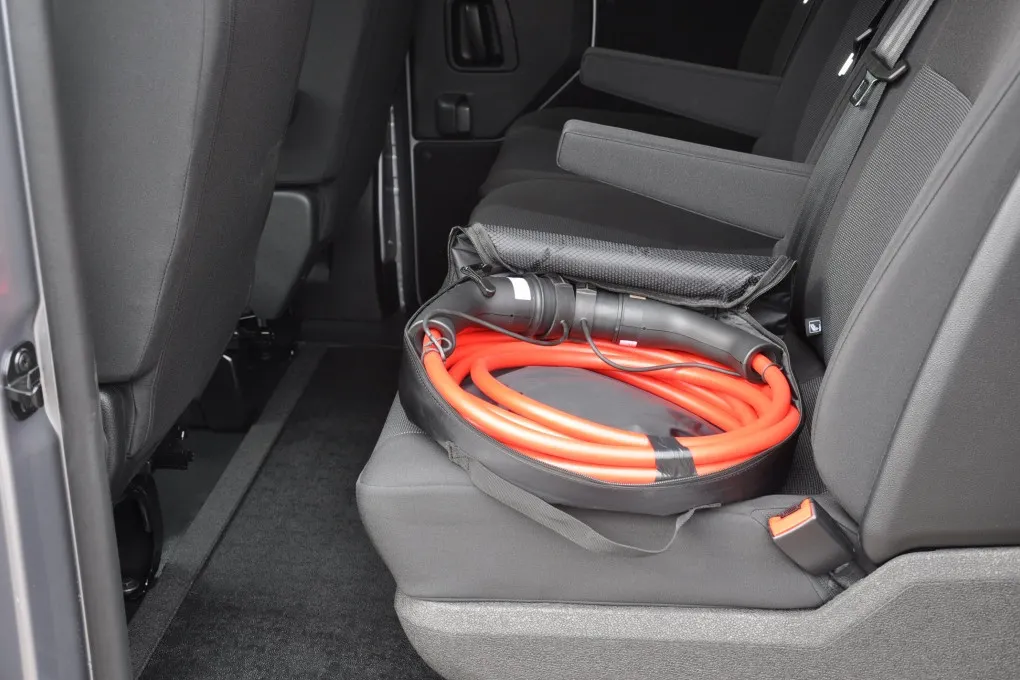 Fiat E-Scudo L3 DC 75 kWh Uniek in NL. DUB CABINE Full Options Bouwvak Deal
