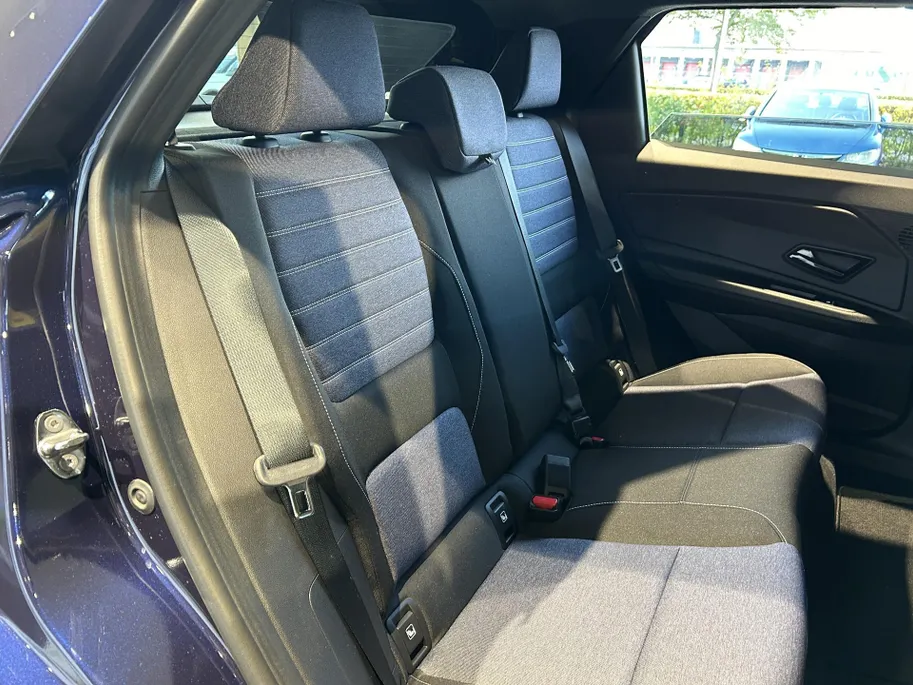 Renault 5 Comfort Range Techno | NU met €1.800,- Zeeuw & Zeeuw voorraadkorting en met GRATIS 5 jaar fabrieksgarantie tot 160.000km | PACK WINTER | V2G ready | Auto van het Jaar 2025 | Te financieren tegen 2,9% rente |
