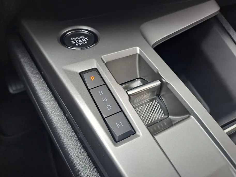 Peugeot 308 1.2 PureTech AUTOMAAT Active Pack Business | Adaptieve Cruise | Climate | Stoelverwarming | Apple Carplay/Android Auto