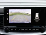 Kia XCeed 1.0 T-GDi DynamicPlusLine | Stuur-/stoelverwarming | Camera | Dodehoek detectie | Elektr. achterklep | 18' LM | Clima | Navi |