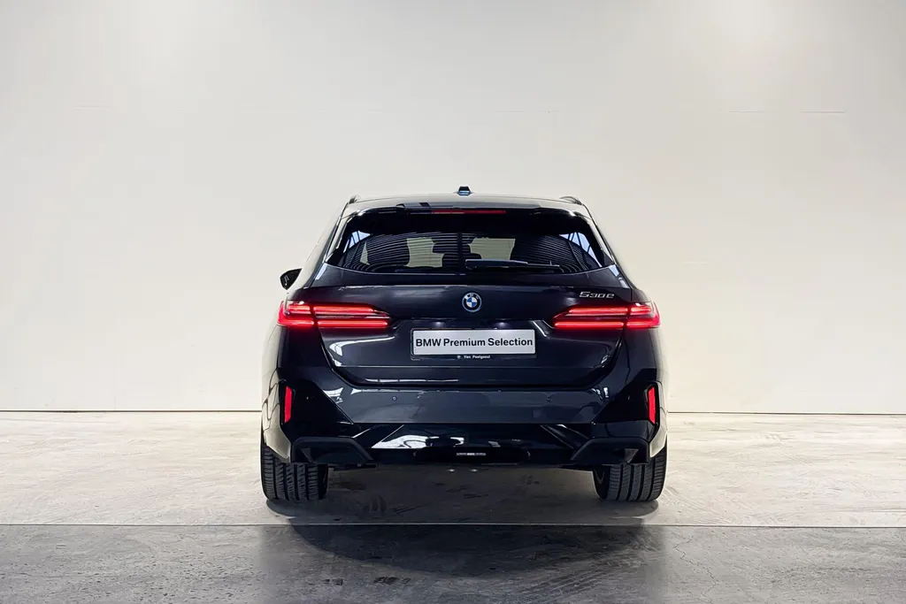 BMW 5 Serie Touring 530e M Sport Edition M Sportpakket Pro