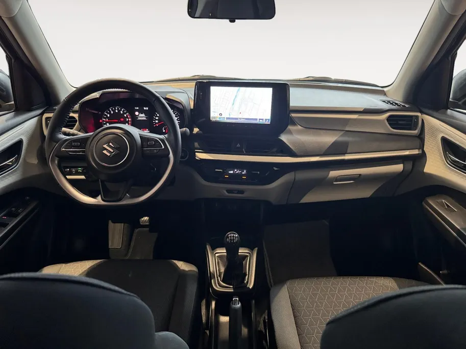 Suzuki Swift 1.2 Select Smart Hybrid | Apple Carplay/Android Auto | Achteruitrij Camera | Adaptive Cruise Control | All-Season | BLISS | LED | LMV 16' | Stoelverwarming |