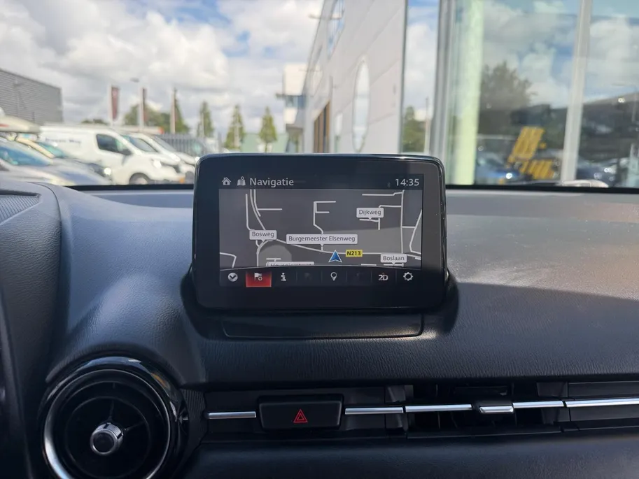 Mazda 2 1.5 Skyactiv-G GT-M | Cruise & Climate Control | All Season Banden | Bluetooth | Navigatie | Stoelverwarming | Parkeersensoren | LMV | 12 Maanden BOVAG Garantie