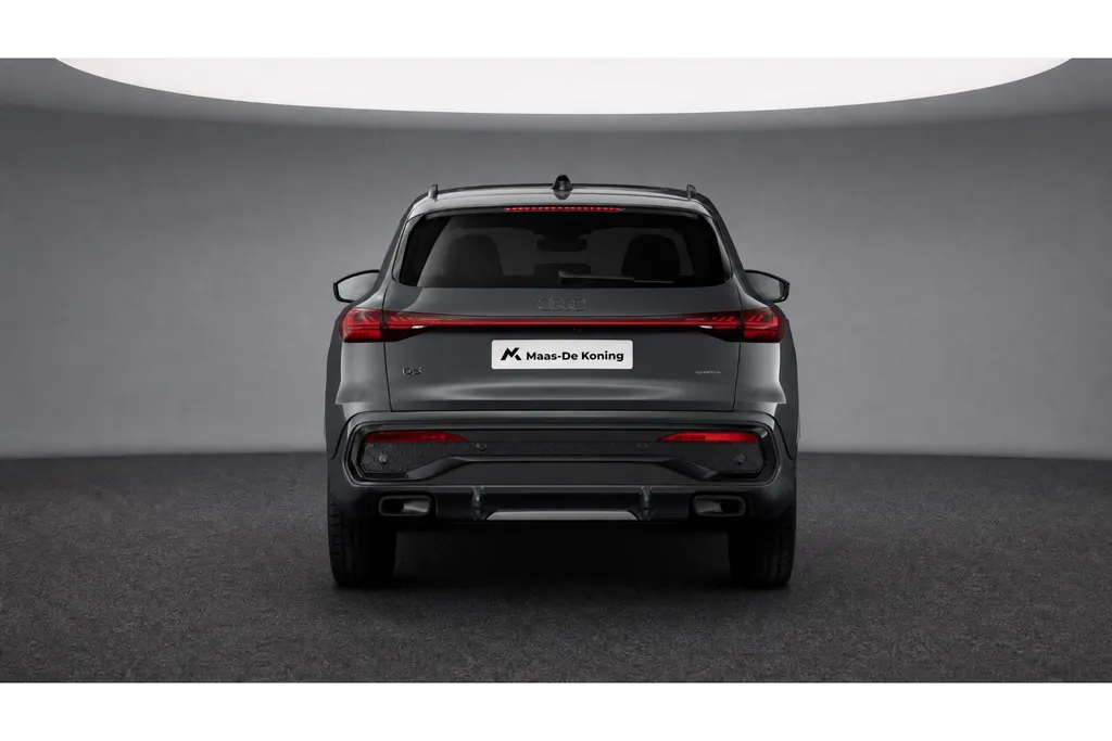 Audi Q5 e-hybrid quattro S edition Competition 367 PK · Glazen panoramadak · Tech pro · B&O premium 3D