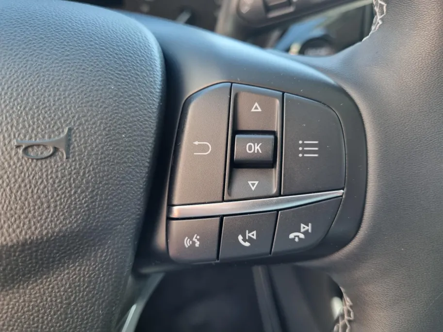 Ford Fiesta 1.0 EcoBoost Hybrid Titanium Apple Carplay/ Android Auto - Winter Pack -Climate Control