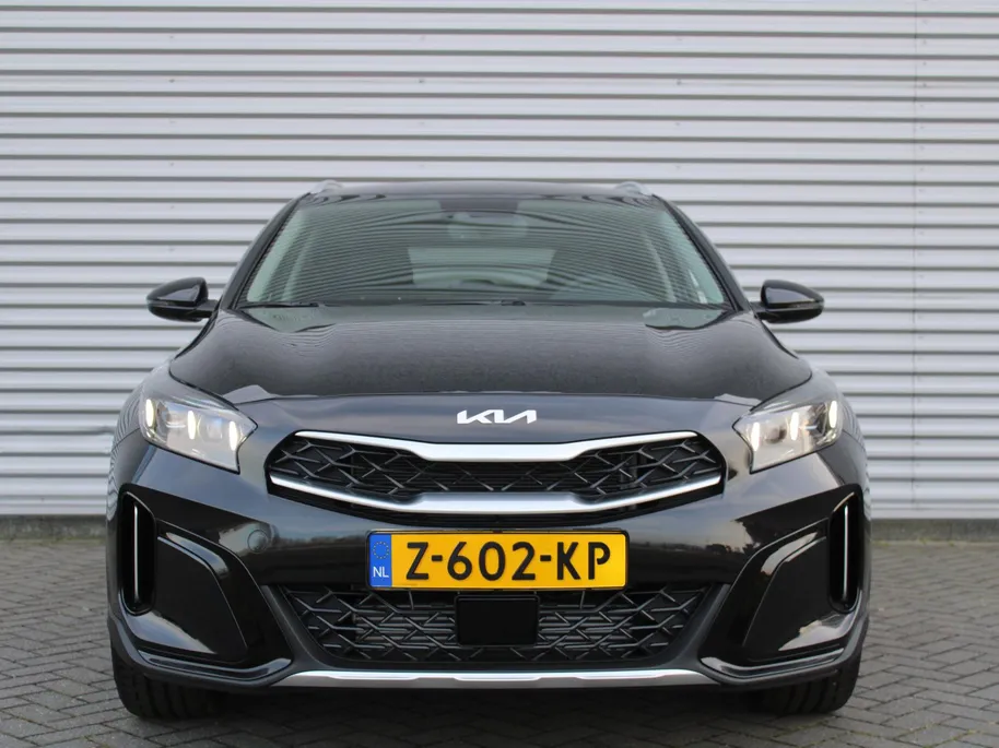 Kia XCeed 1.0 T-GDi DynamicPlusLine | Stuur-/stoelverwarming | Camera | Dodehoek detectie | Elektr. achterklep | 18' LM | Clima | Navi |