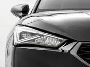SEAT Leon 1.0 TSI FR 110pk FR · Apple/Android Car Play · Camera · Elekt. inklapbare spiegels · Navigatie · Adaptive Cruise Control ·  Garantie t/m 10-11-2027 of 100.000km