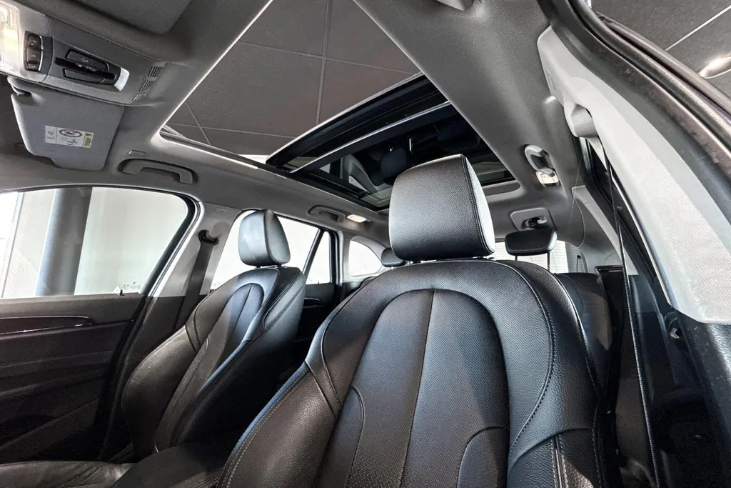 BMW X1 xDrive25e Business Edition Plus