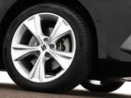 SEAT Leon 1.4 TSI eHybrid PHEV 204pk DSG FR Business Intense · Camera · Stuur- & Stoelverwarming · Parkeer assistent · Apple/Android Car Play · Sportstoelen ·