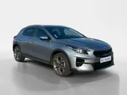 Kia XCeed 1.5 T-GDI MHEV DynamicPlusLine Automaat | 1e Eigenaar | Dealer Onderhouden | Camera | Stoel- & Stuurverwarming | Trekhaak | 2-Zone Climate Control | Navigatie | Fabrieksgarantie t/m 2-4-2028 +3x 1 jaar* | NAP