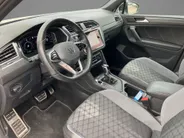 Volkswagen Tiguan 1.4TSIeHybrid 180kW/245PK R-Line Black Style · Panoramadak · Trekhaak · 360°Camera + Parkeersensoren ·