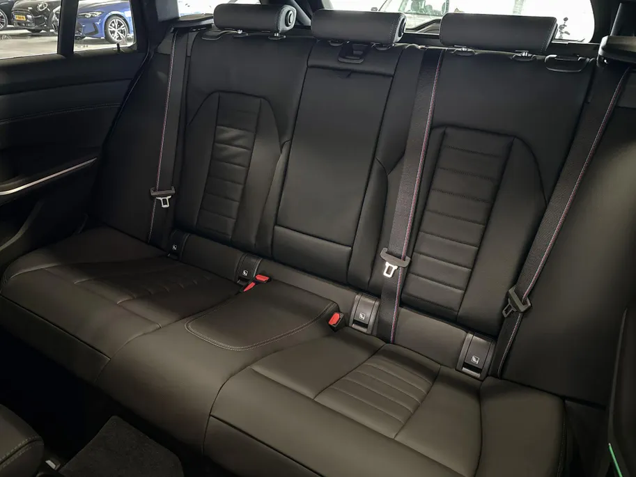 BMW 3 Serie Touring 330e M-Sport Pro