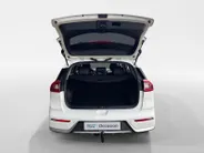 Kia Niro 1.6 GDi Hybrid First Edition | Trekhaak | Achteruitrijcamera | Stoel en stuurverwarming |